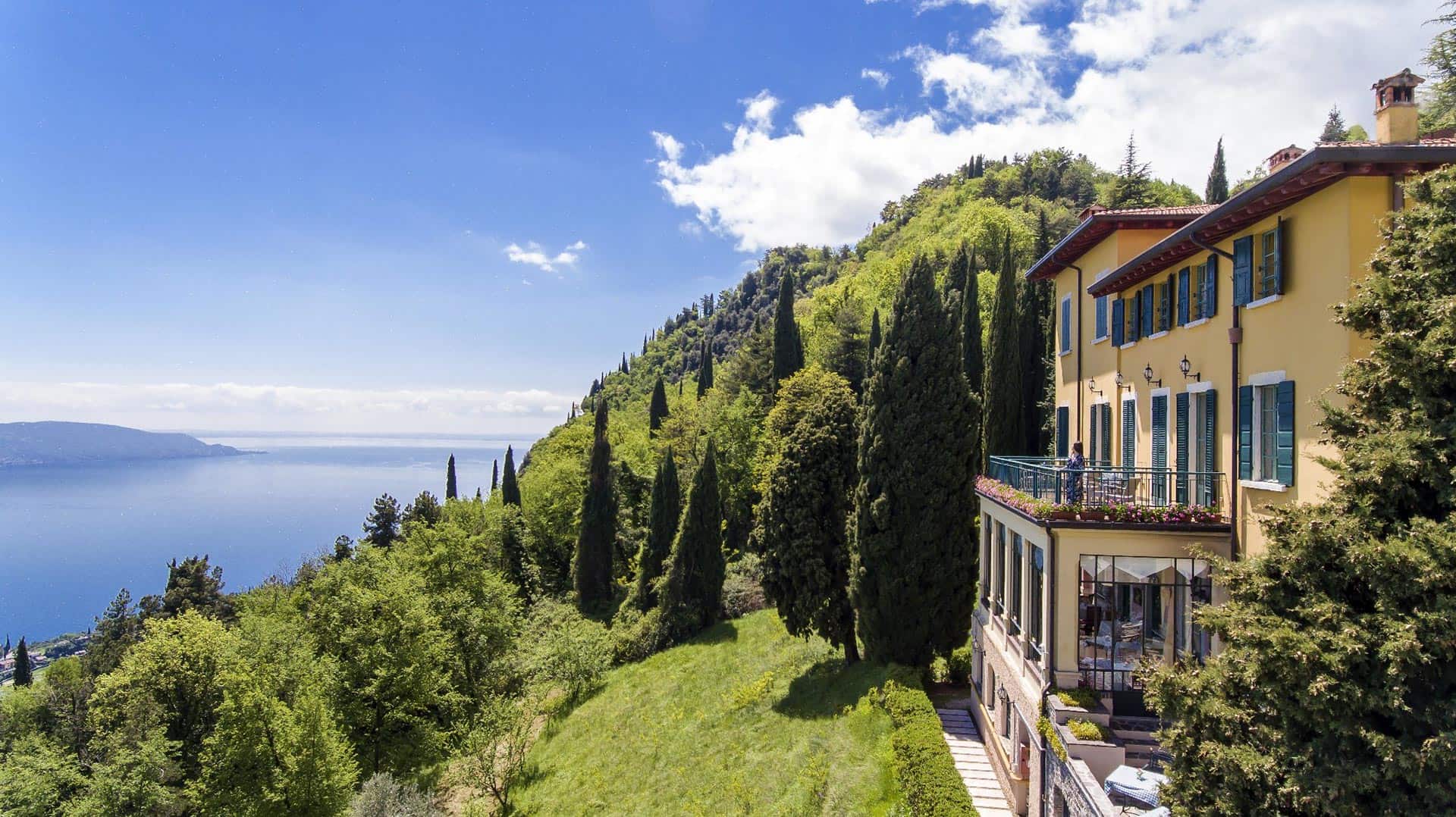 Villa Sostaga ✾ Romantic Hotel on Lake Garda